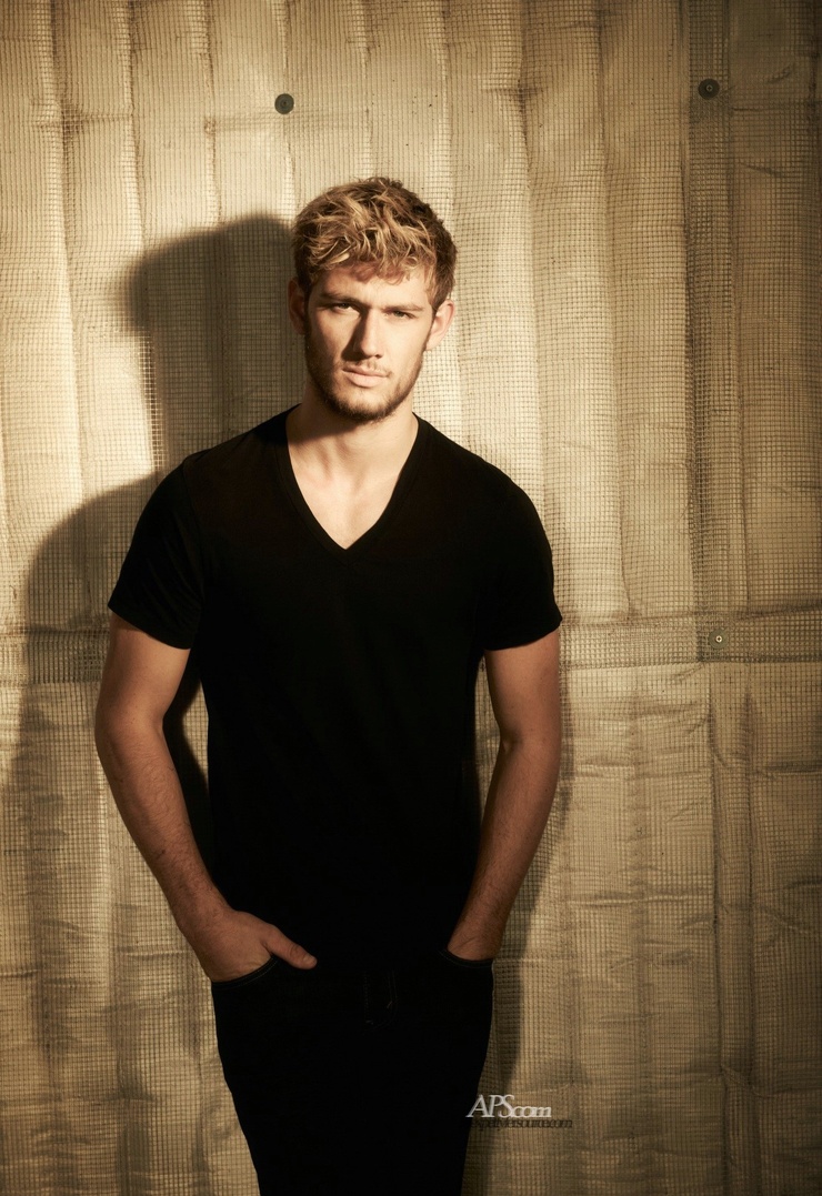 Alex Pettyfer