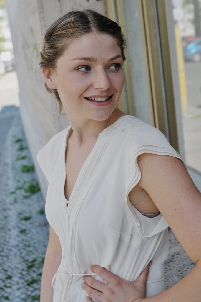 Sarah Zaharanski Sarah Zaharanski