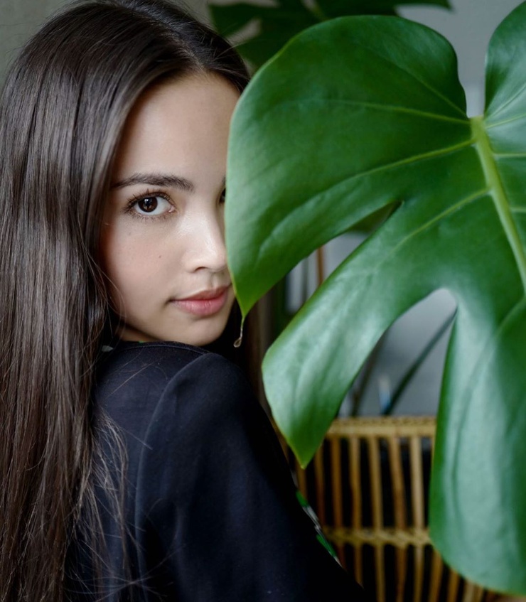 Urassaya Sperbund Urassaya Sperbund