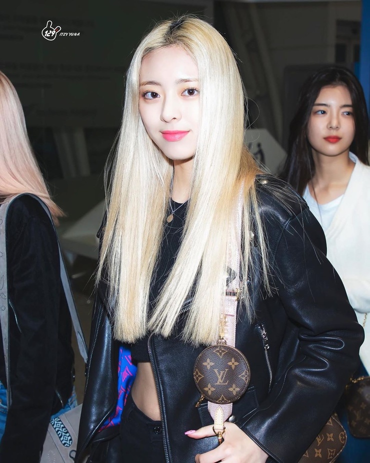 Yuna (ITZY)
