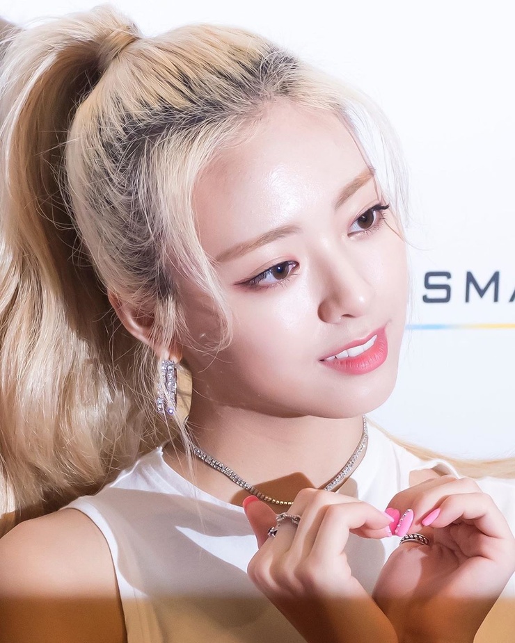Yuna (ITZY)