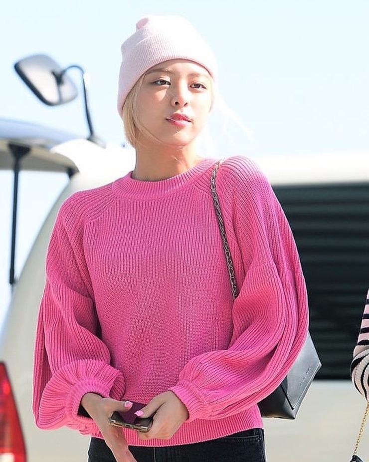 Yuna (ITZY) Yuna (ITZY)