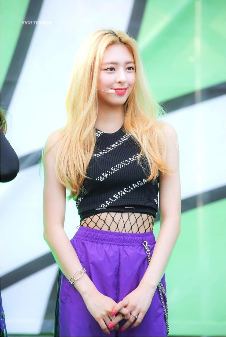 Yuna (ITZY)