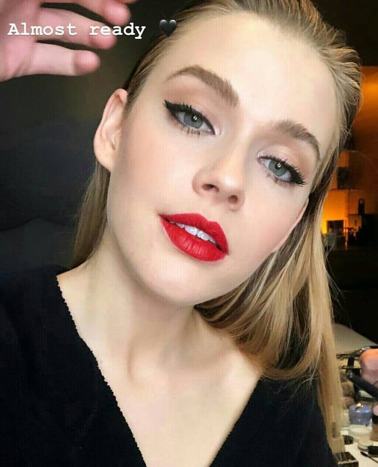Victoria Lee Victoria Lee