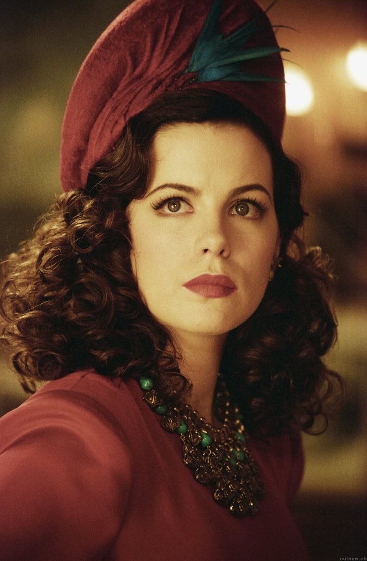 Ava Gardner (Kate Beckinsale)