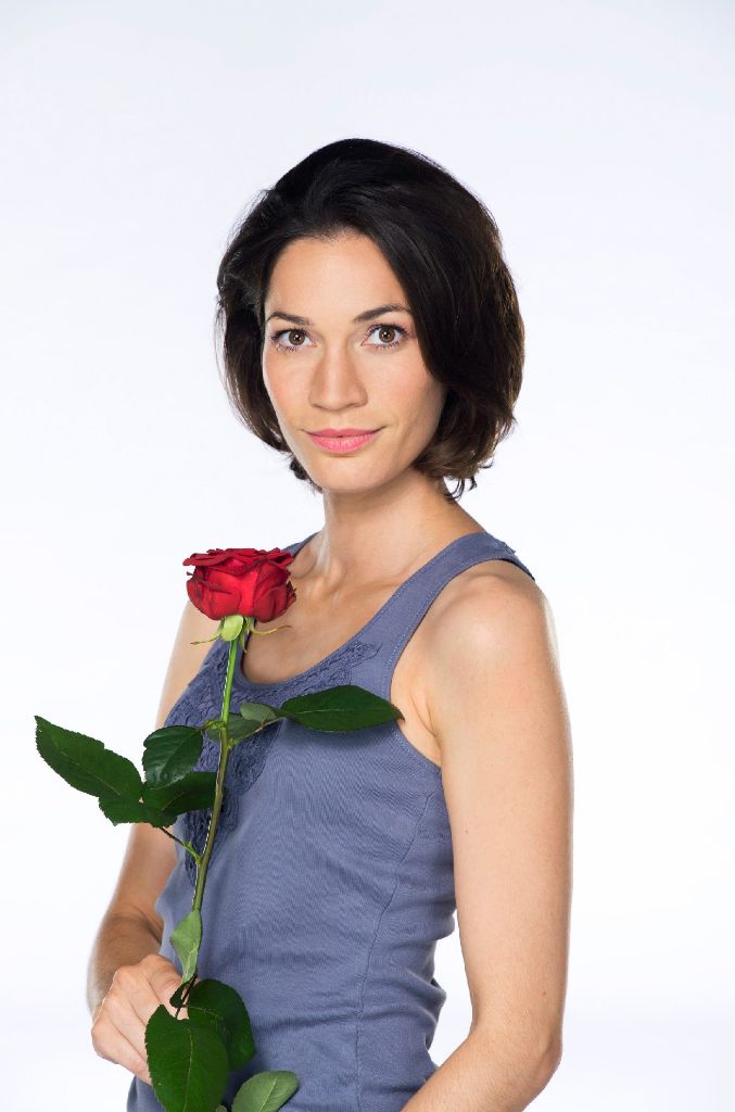 Samantha Viana Samantha Viana