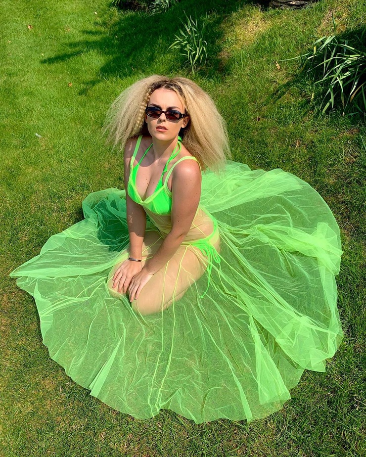 Tallia Storm