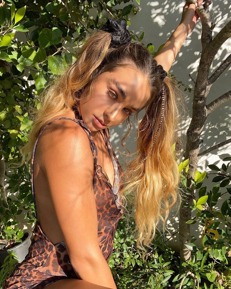 Sommer Ray