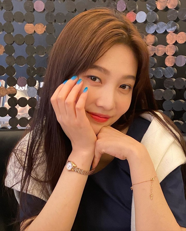 Joy (Park Soo Young)