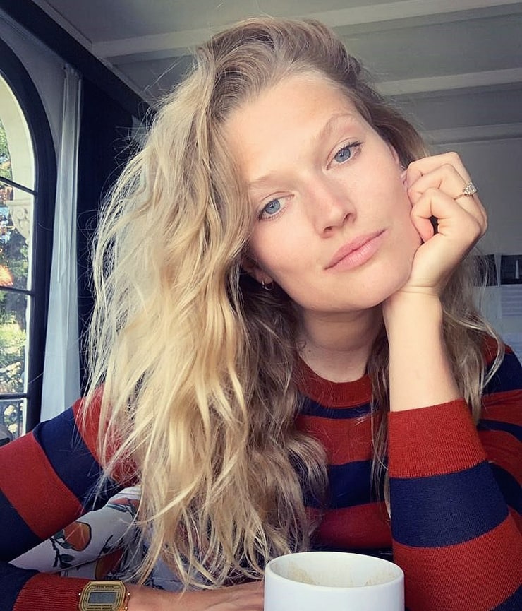 Toni Garrn