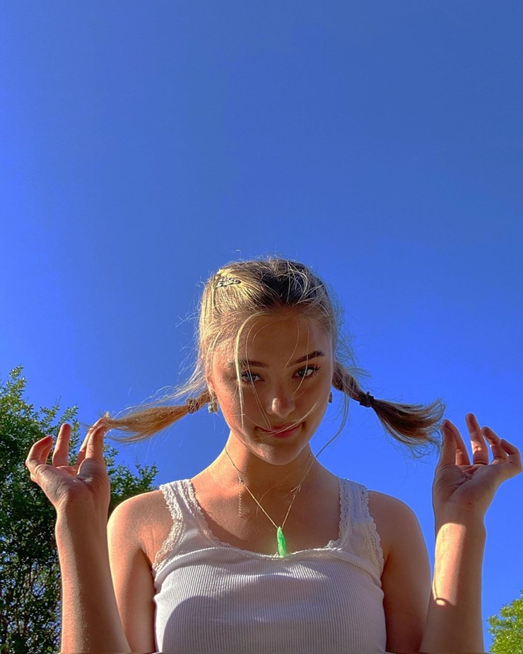Lizzy Greene Lizzy Greene