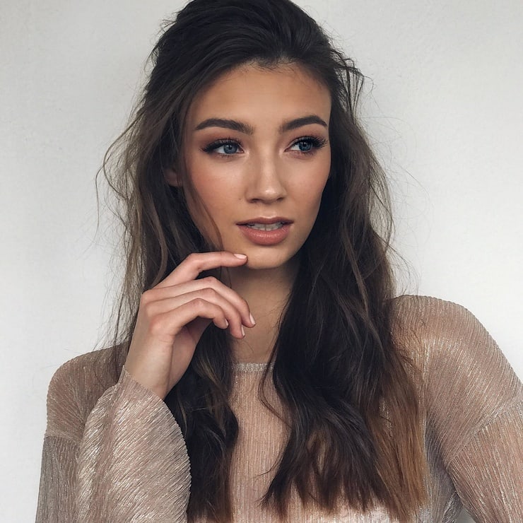 Lorena RAE Lorena RAE