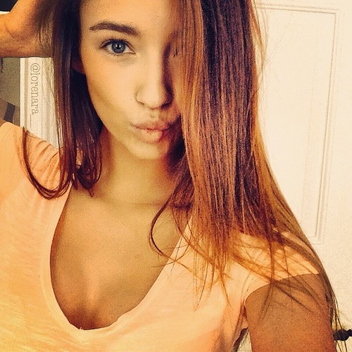 Lorena RAE