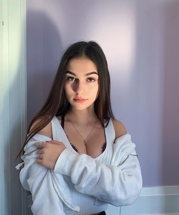 Julia Merekoulias Julia Merekoulias