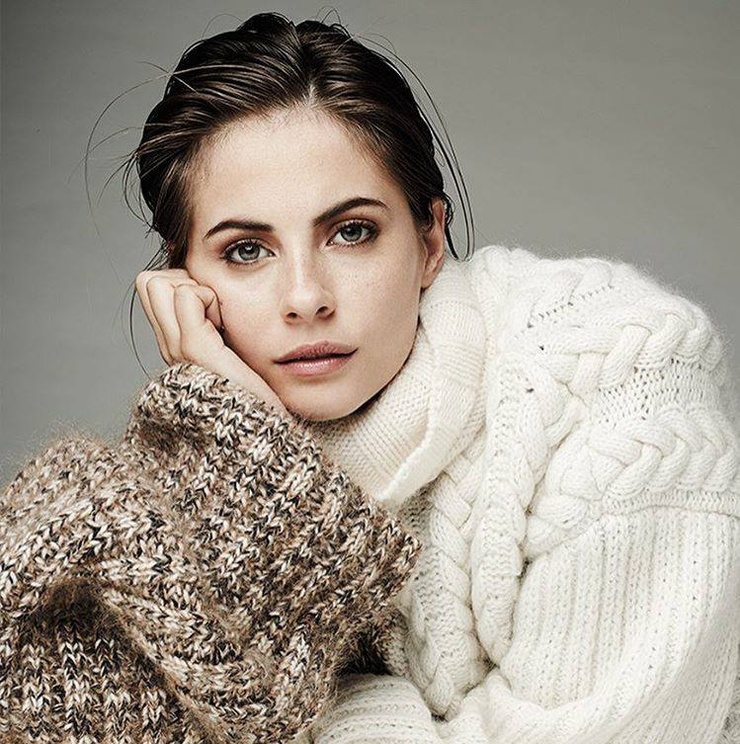 Willa Holland