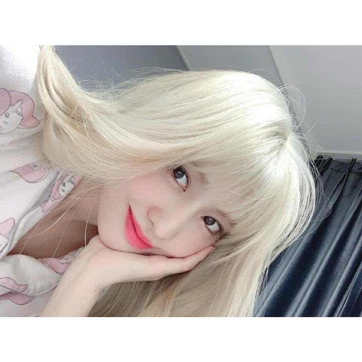 Hirai Momo