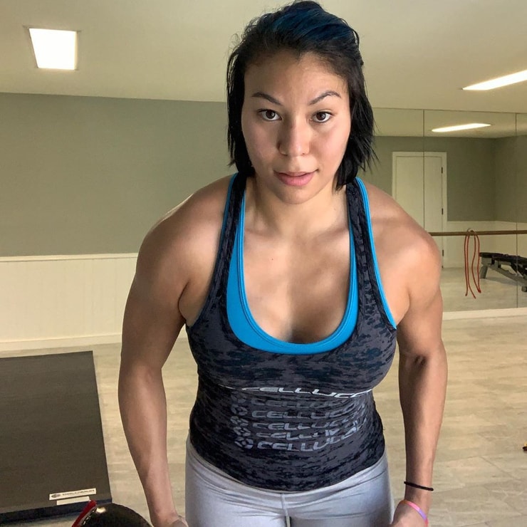 Image of Mia Yim