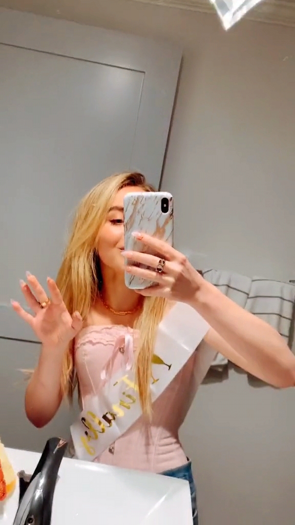 Sabrina Carpenter