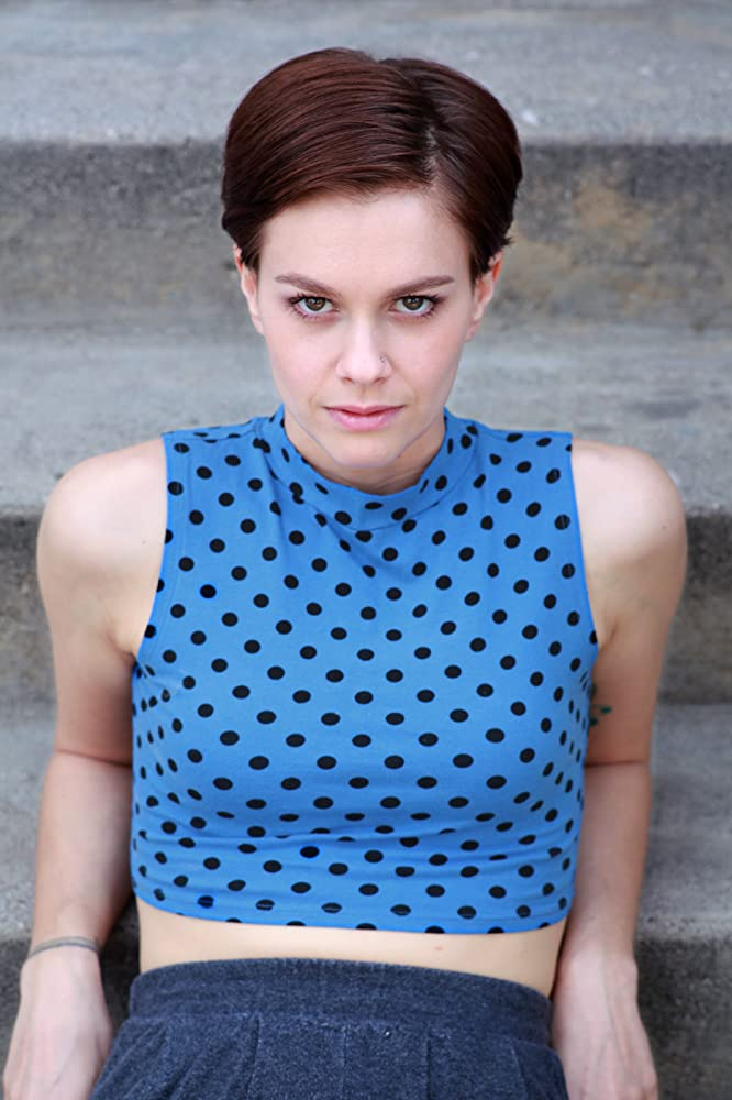 Julia Vally