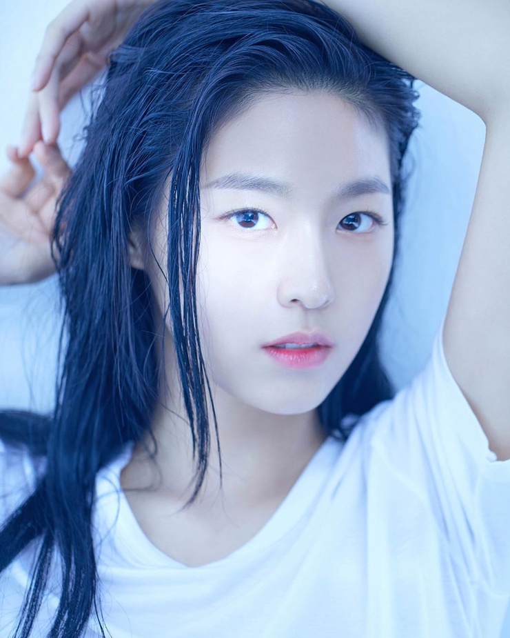 Seol-Hyun Kim Seol-Hyun Kim