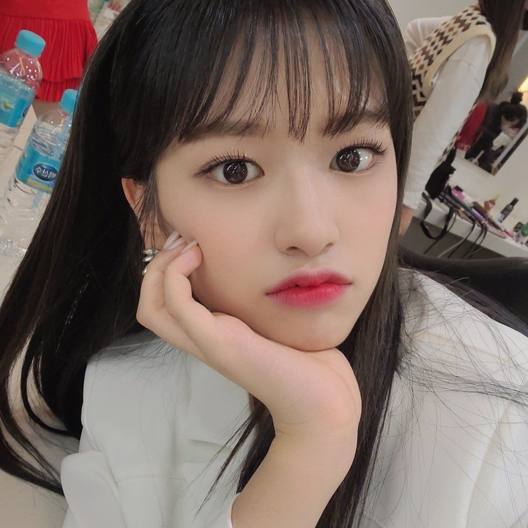 Ahn Yujin Ahn Yujin