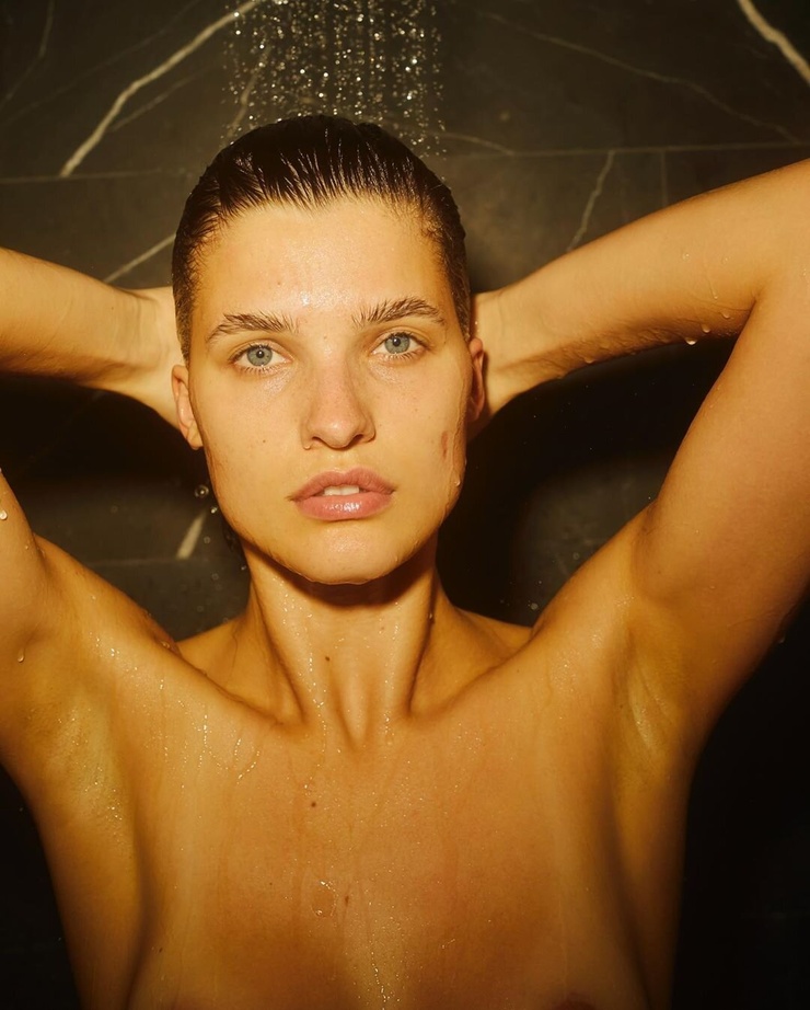 Julia van Os