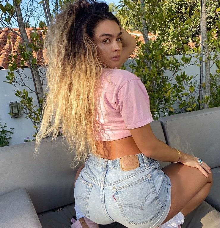 Sommer Ray