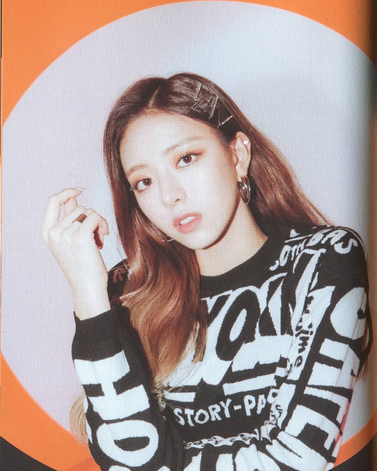 Yuna (ITZY)