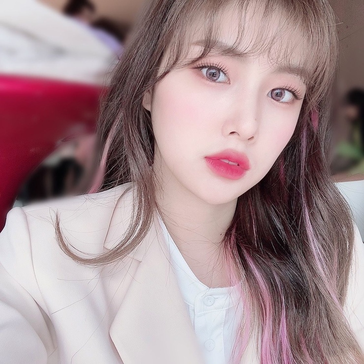Kang Hyewon
