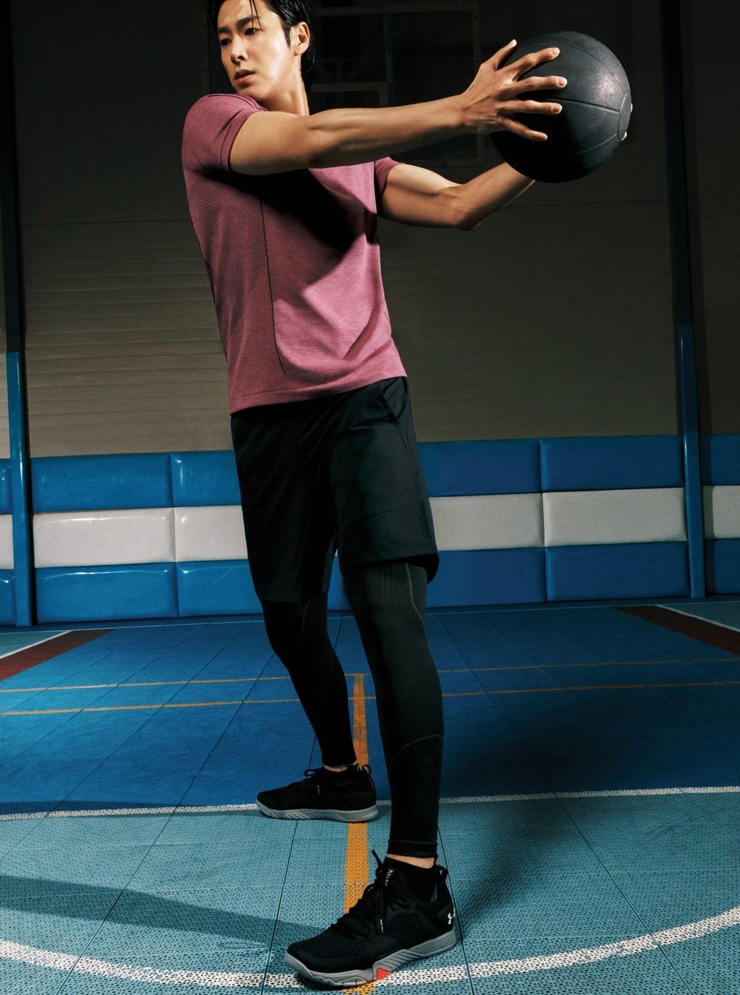 Yunho Jung