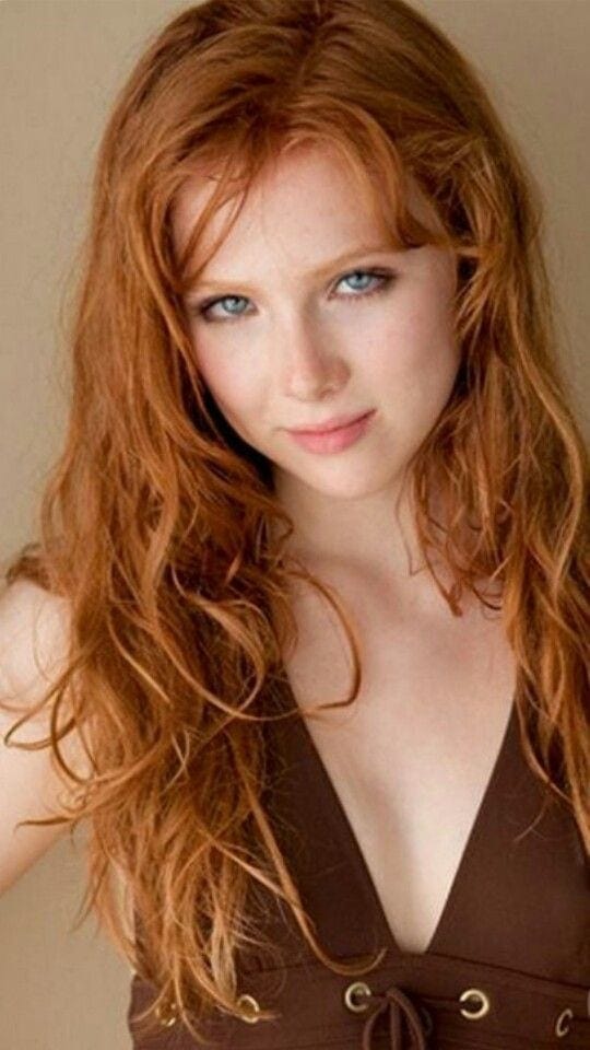 Molly C. Quinn