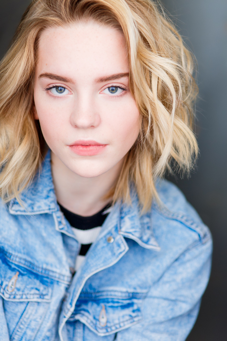 Sophie Thatcher Sophie Thatcher