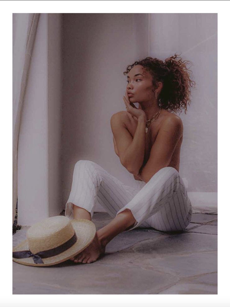 Ashley Moore (2) Ashley Moore (2)