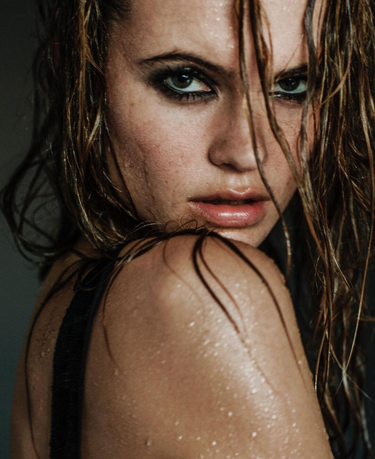 Behati Prinsloo Behati Prinsloo
