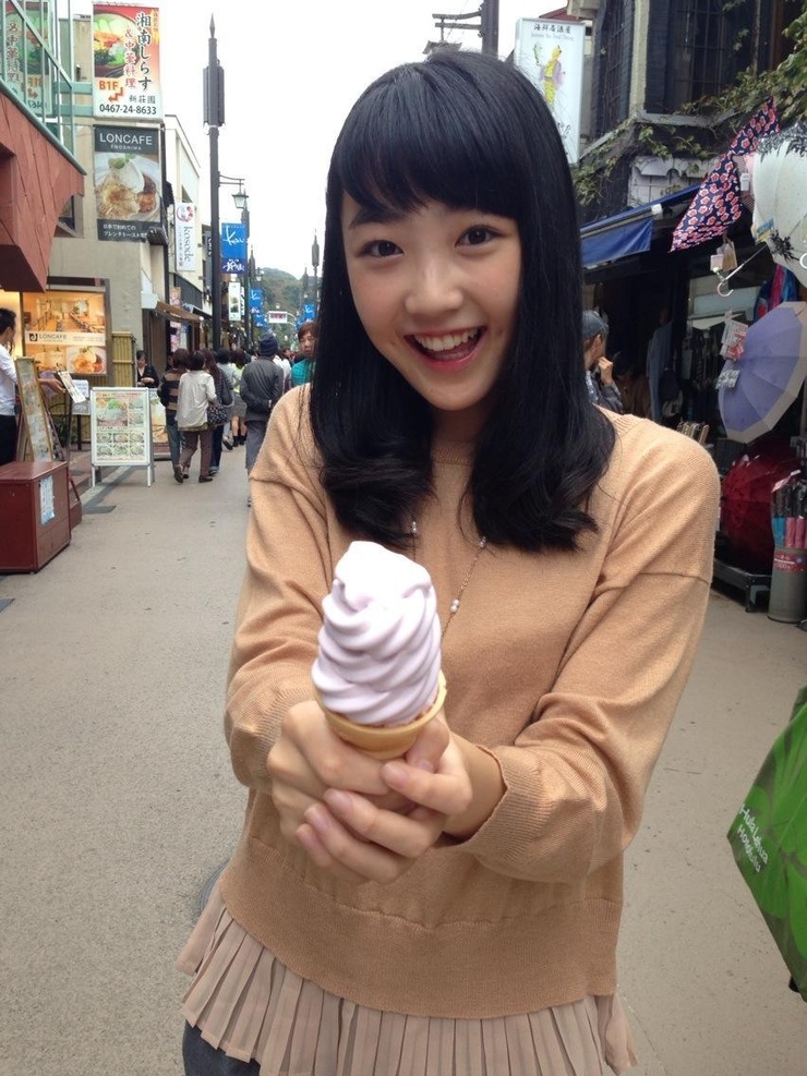 Momo Shiina