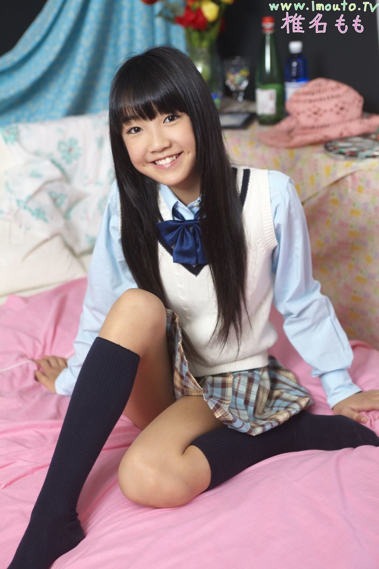 Momo Shiina