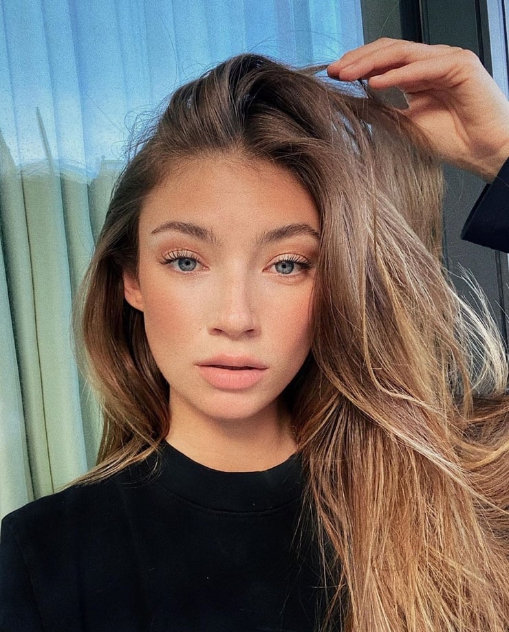 Lorena RAE Lorena RAE