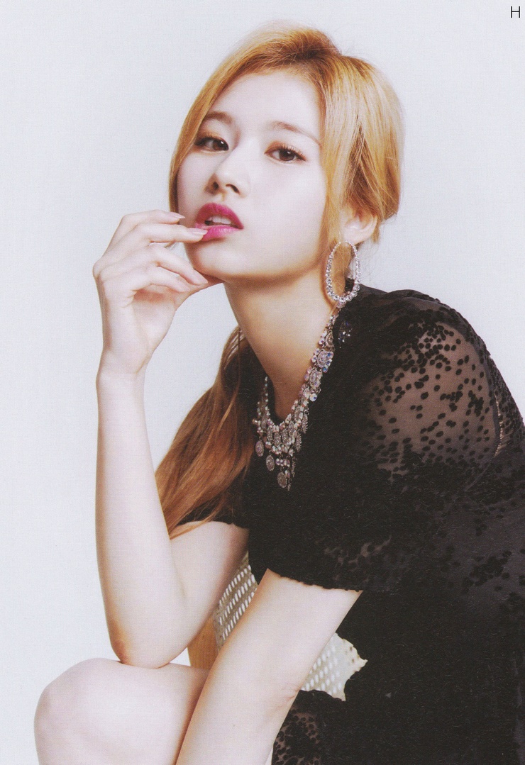 Minatozaki Sana