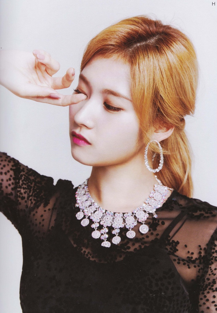 Minatozaki Sana