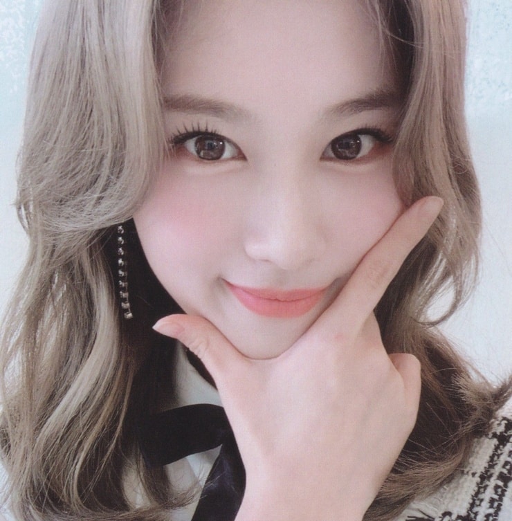 Picture of Minatozaki Sana