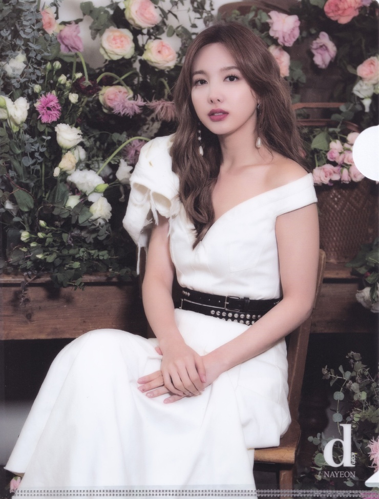 Im Nayeon