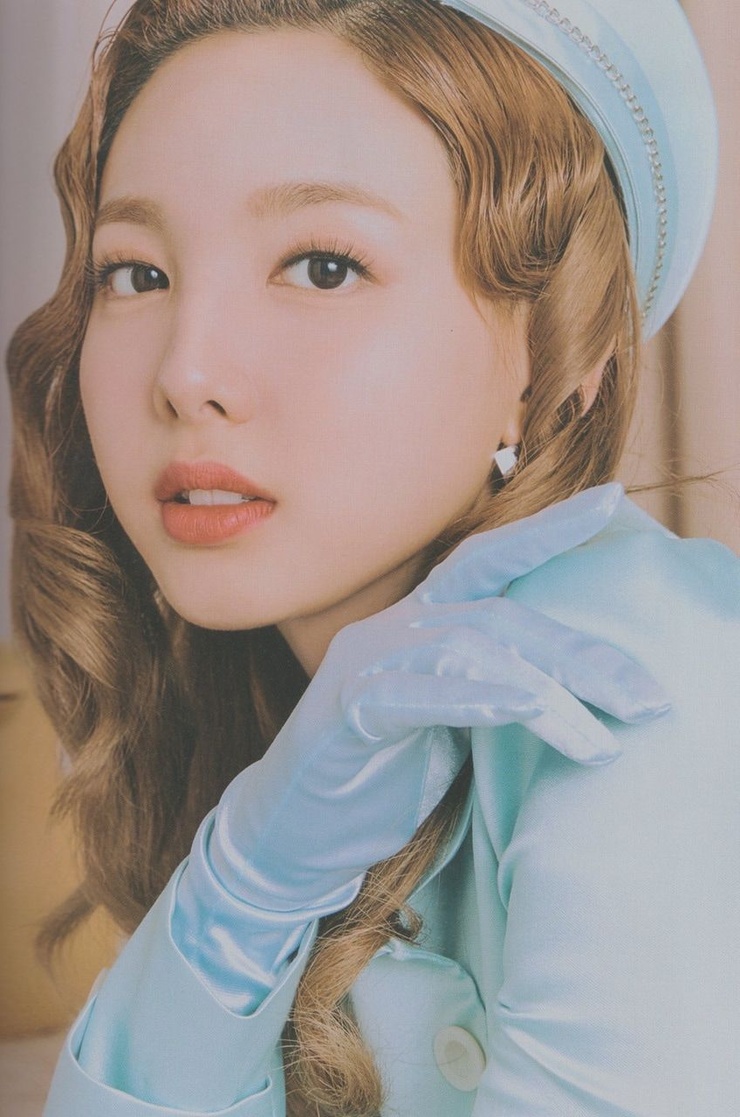 Im Nayeon
