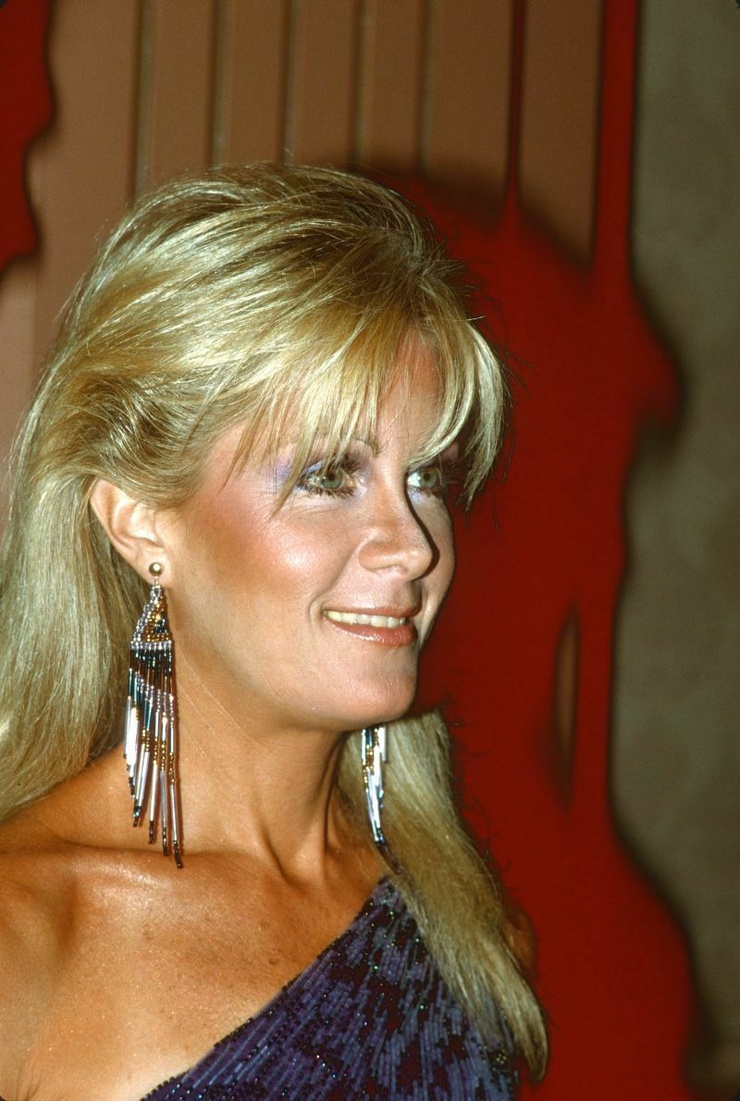 Joan Van Ark 2025 Photos In Hindi