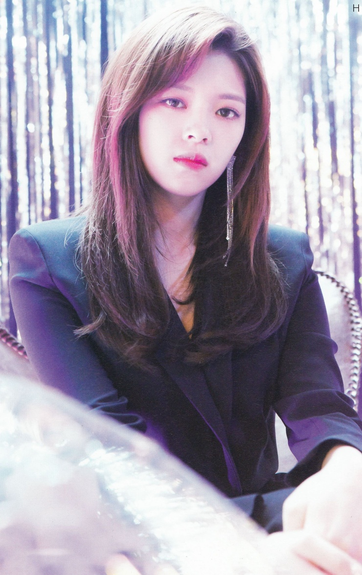 Yoo Jeong Yeon Yoo Jeong Yeon