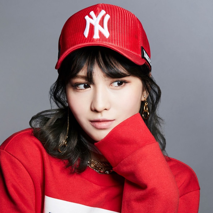 Hirai Momo