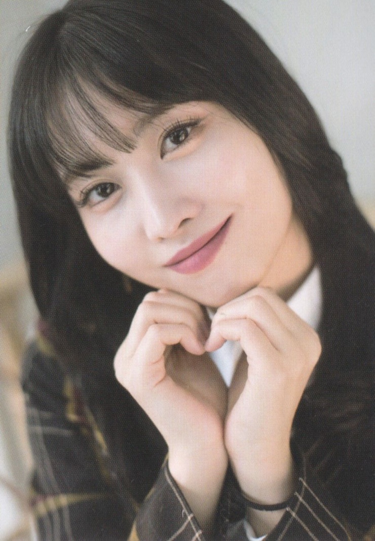 Hirai Momo