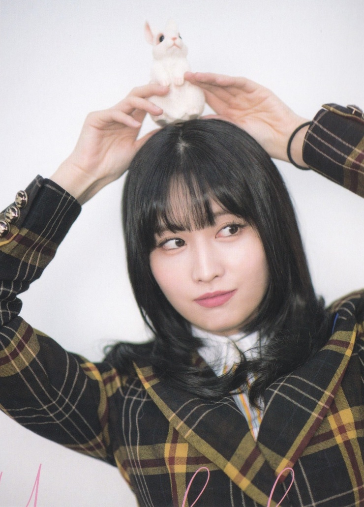 Hirai Momo