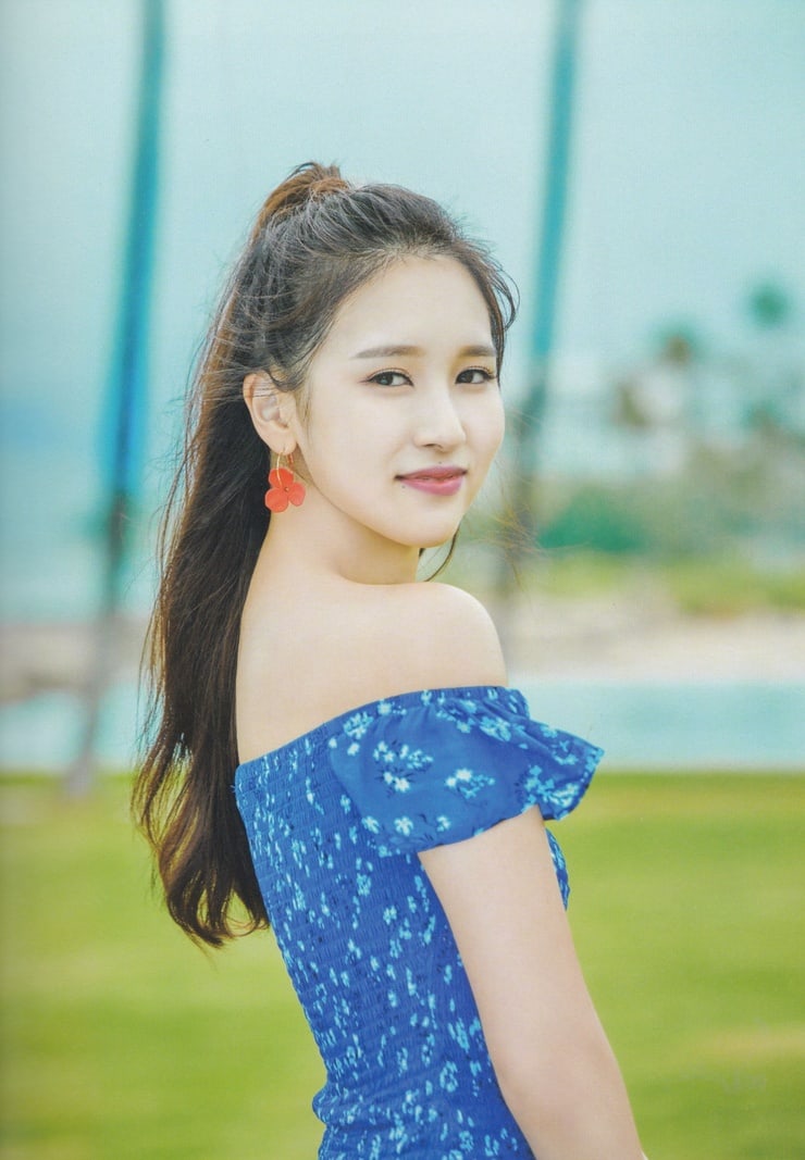 Myoui Mina