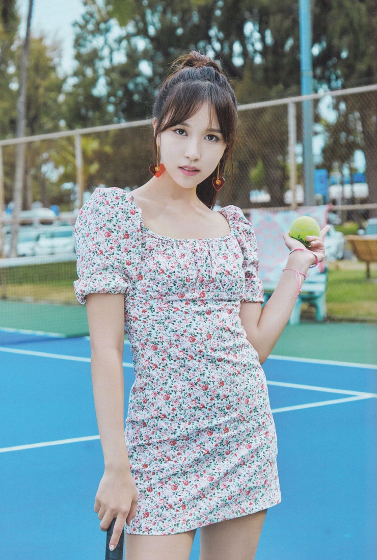 Myoui Mina