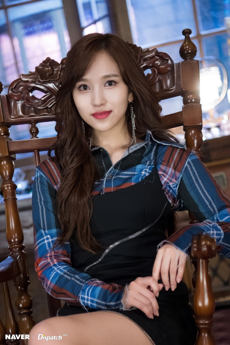 Myoui Mina